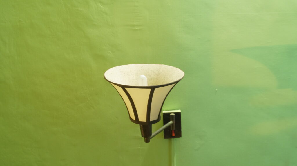 Købt alle møbler, men ikke lamper?